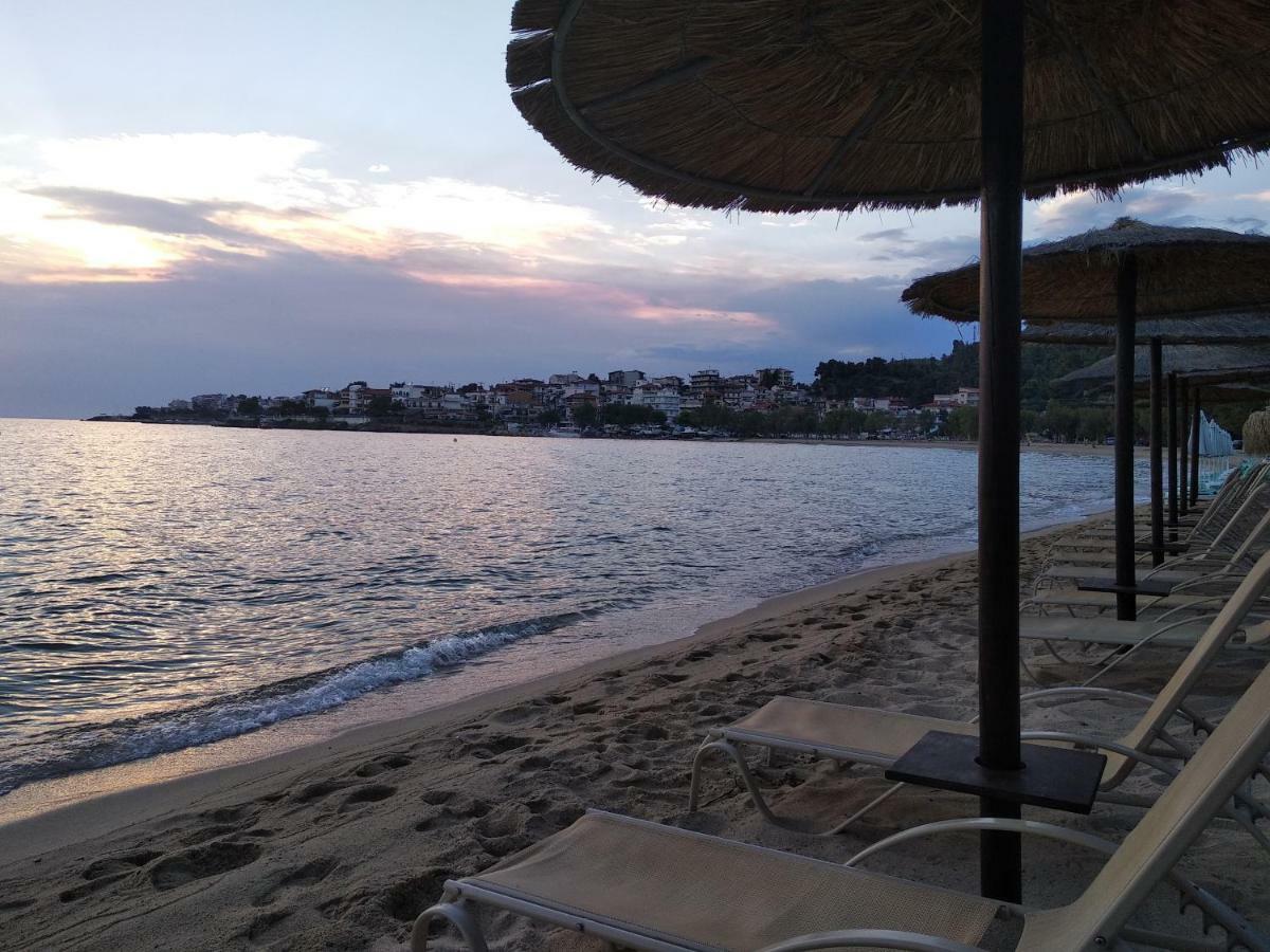 Funbeach Rooms Neos Marmaras Zewnętrze zdjęcie